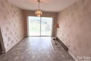 3196 Westview St, Valdese, NC 28690 - Photo 4
