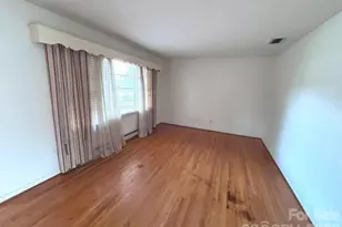 3196 Westview St, Valdese, NC 28690 - Photo 2