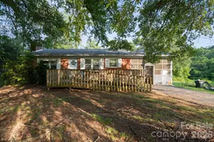 389 Midway Lake Rd, Mooresville, NC 28115 - Photo 1