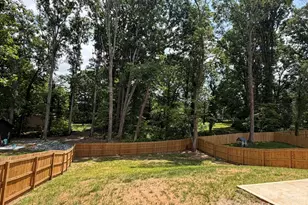 412 N Peterson St, Stanley, NC 28164 - Photo 6