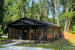 412 N Peterson St, Stanley, NC 28164 - Photo 2