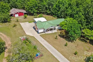 405 Watson Hill Ln, Chesterfield, SC 29709 - Photo 1