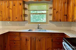28 S College St, Weaverville, NC 28787 - Photo 30
