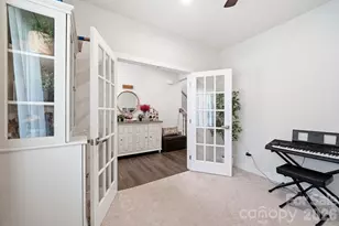 10129 Harvest Gold Dr, Charlotte, NC 28215 - Photo 32