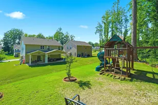 10129 Harvest Gold Dr, Charlotte, NC 28215 - Photo 38