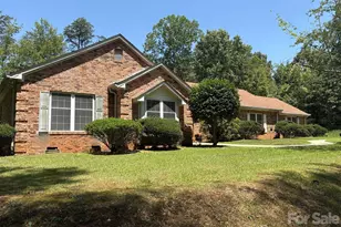 2000 Golf Course Rd, Columbus, NC 28722 - Photo 1