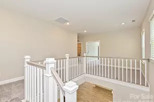6320 Kennard Dr, Charlotte, NC 28216 - Photo 18