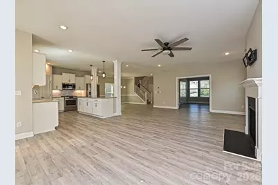 6320 Kennard Drive, Charlotte, NC 28216 - Photo 12