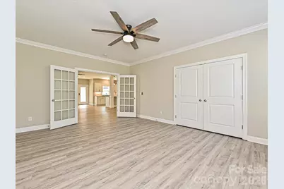 6320 Kennard Drive, Charlotte, NC 28216 - Photo 16
