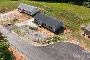 3103 Peaceful Mdws Dr, Morganton, NC 28655 - Photo 16
