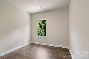 191 Cherry Spgs Ln, Asheville, NC 28804 - Photo 26