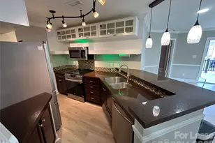 18837 Vineyard Point Ln, Cornelius, NC 28031 - Photo 8