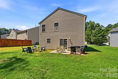 9428 Quilting Bee Lane, Charlotte, NC 28216 - Photo 24