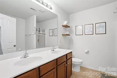 9428 Quilting Bee Lane, Charlotte, NC 28216 - Photo 16