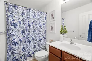 9428 Quilting Bee Lane, Charlotte, NC 28216 - Photo 20