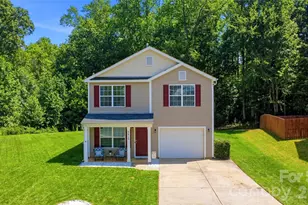 9428 Quilting Bee Lane, Charlotte, NC 28216 - Photo 2