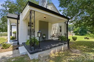 1203 W Gold Street Ext, Kings Mountain, NC 28086 - Photo 4