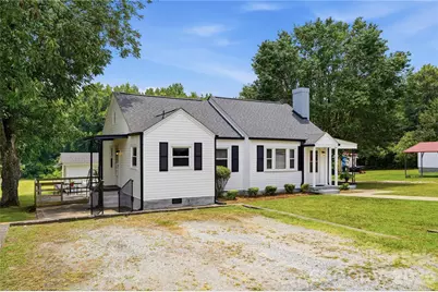 1203 W Gold Street Extension, Kings Mountain, NC 28086 - Photo 8