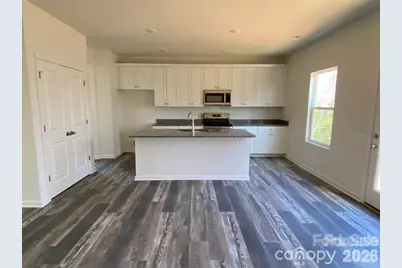 1662 Nicholas Way, Hickory, NC 28602 - Photo 6