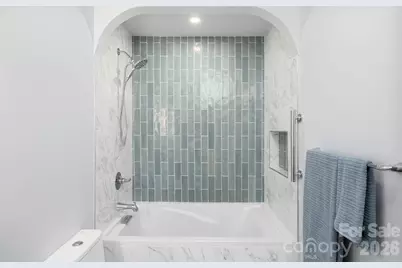 17 Woodhaven Place, Asheville, NC 28805 - Photo 22