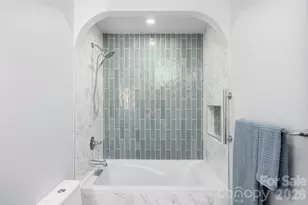 17 Woodhaven Pl, Asheville, NC 28805 - Photo 22