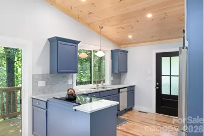 17 Woodhaven Place, Asheville, NC 28805 - Photo 12