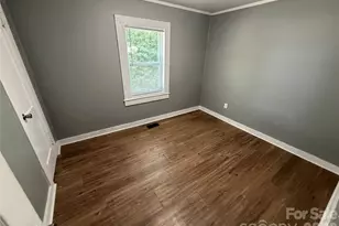1018 Frederick St, Shelby, NC 28150 - Photo 8
