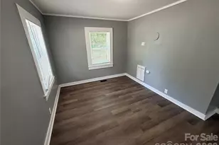 1018 Frederick St, Shelby, NC 28150 - Photo 2