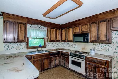 648 Tracy Lane, Gastonia, NC 28056 - Photo 14