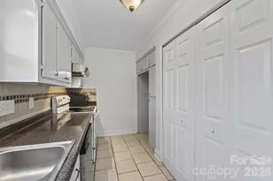 8904 Hunter Ridge Dr, Charlotte, NC 28226 - Photo 24