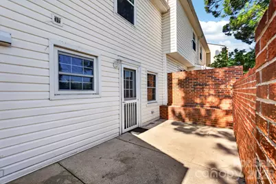 8904 Hunter Ridge Drive, Charlotte, NC 28226 - Photo 10