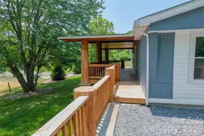 203 Justice Drive, Clyde, NC 28721 - Photo 4