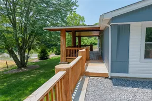 203 Justice Dr, Clyde, NC 28721 - Photo 4