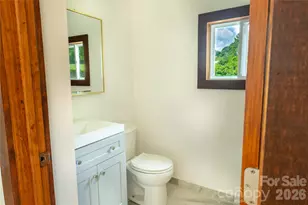 203 Justice Dr, Clyde, NC 28721 - Photo 18