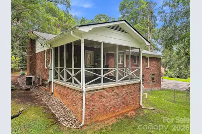 108 Arthur Lane, Hendersonville, NC 28791 - Photo 20