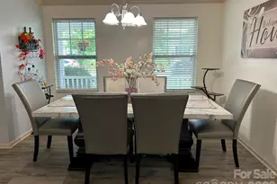 413 Peachtree Rd, Charlotte, NC 28216 - Photo 8