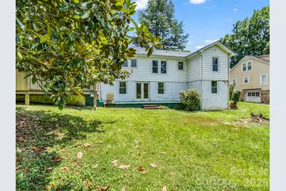 555 State Street, Marion, NC 28752 - Photo 10
