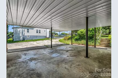 555 State Street, Marion, NC 28752 - Photo 8
