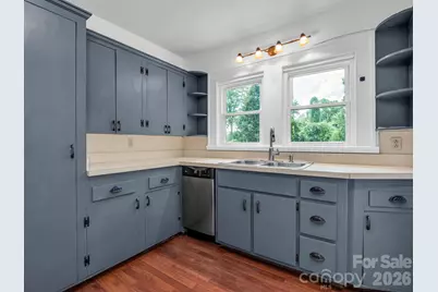 555 State Street, Marion, NC 28752 - Photo 18
