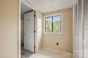 82 Hill St, Hot Springs, NC 28743 - Photo 14