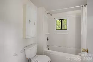 82 Hill St, Hot Springs, NC 28743 - Photo 20
