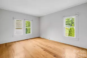 82 Hill St, Hot Springs, NC 28743 - Photo 26