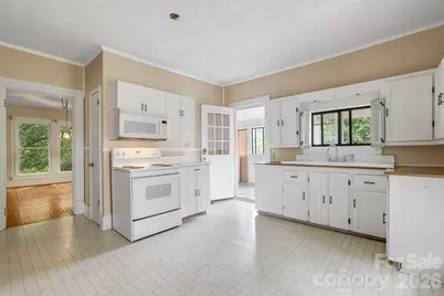 82 Hill Street, Hot Springs, NC 28743 - Photo 16