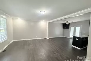 409 Redding St, Gastonia, NC 28054 - Photo 2