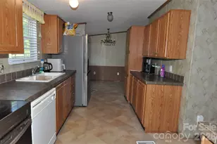 977 Langley Dr, Chester, SC 29706 - Photo 4