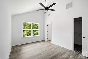 210 8th Ave Dr SE, Hickory, NC 28602 - Photo 24