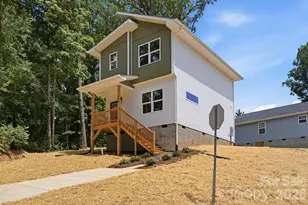 210 8th Ave Dr SE, Hickory, NC 28602 - Photo 2