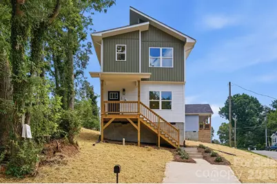 210 8th Avenue Drive SE, Hickory, NC 28602 - Photo 1
