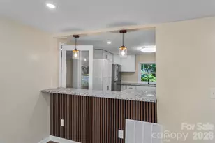 529 NW Stage St, Lenoir, NC 28645 - Photo 8