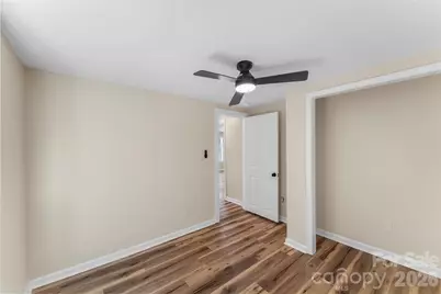 529 NW Stage Street, Lenoir, NC 28645 - Photo 20